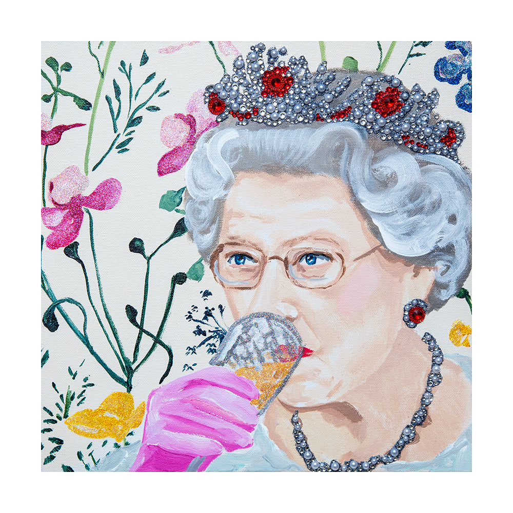 #340 Queen Elizabeth on Poppy Floral