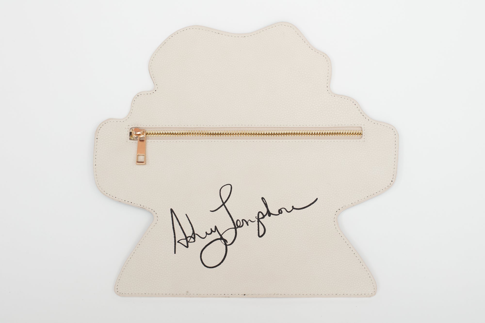 This BOHEMIAN GODDESS OF THE ARTS...FEARLESS AND BEAUTIFUL is ALWAYS a CONVO STARTER on your arm!!!!  SHE IS PERFECT, JUST LIKE U!!! EVERYTHING THAT MADE FRIDA AMAZING IS IN ALL OF YOU!!! AND SO MUCH RANDOM STUFF WILL FIT IN THIS BAG…  Specialty Item -- designed exclusively for YOU from my original art!!!!  Uniquely shaped leather clutch bag with image on the front and contrasting zipper as well as Ashley's Signature on the back. Vegan Leather. Dimensions: 10''. 