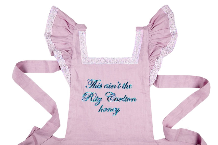 I made a fucking apron just for YOU!!! 